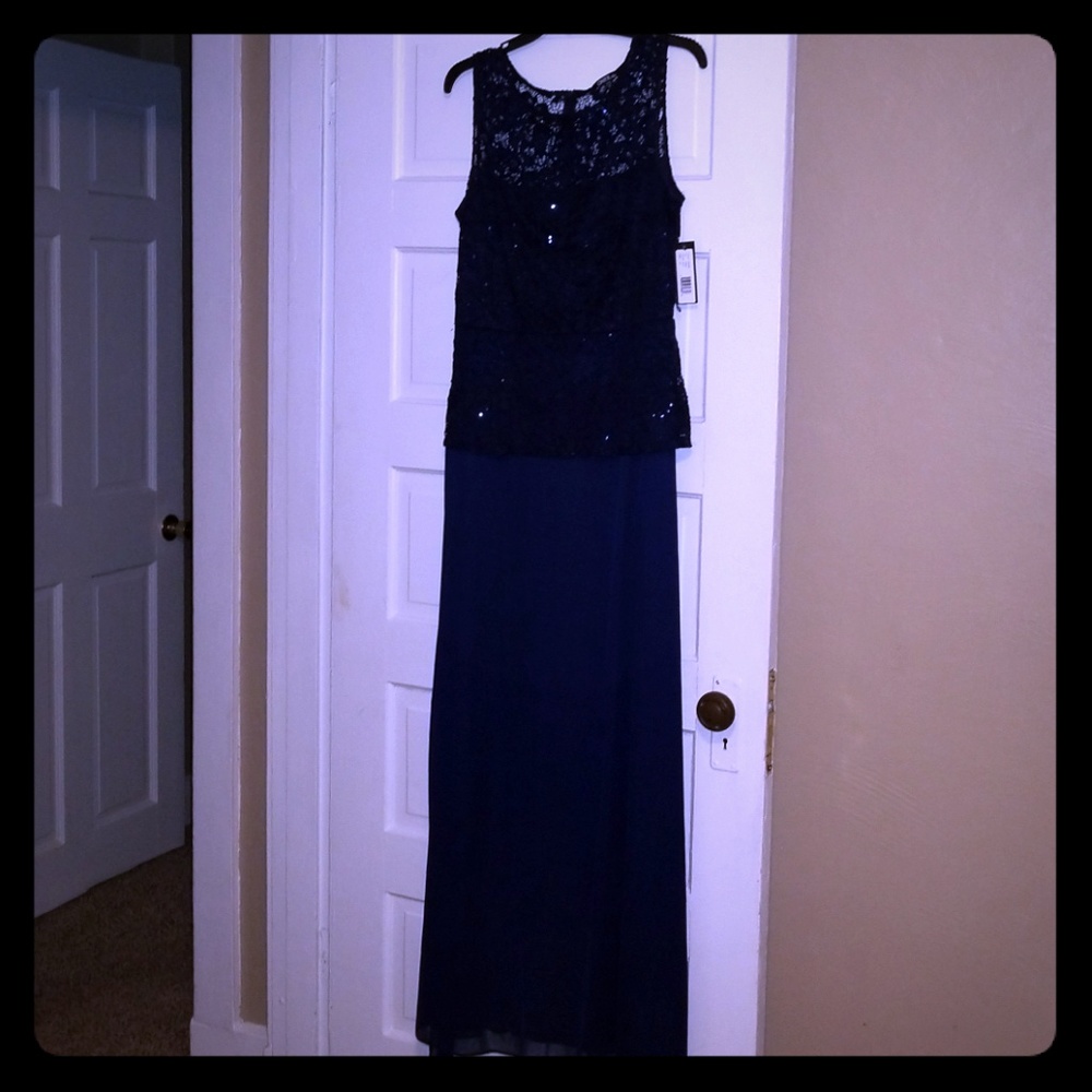 NWT NAVY BLUE PEPLUM DRESS